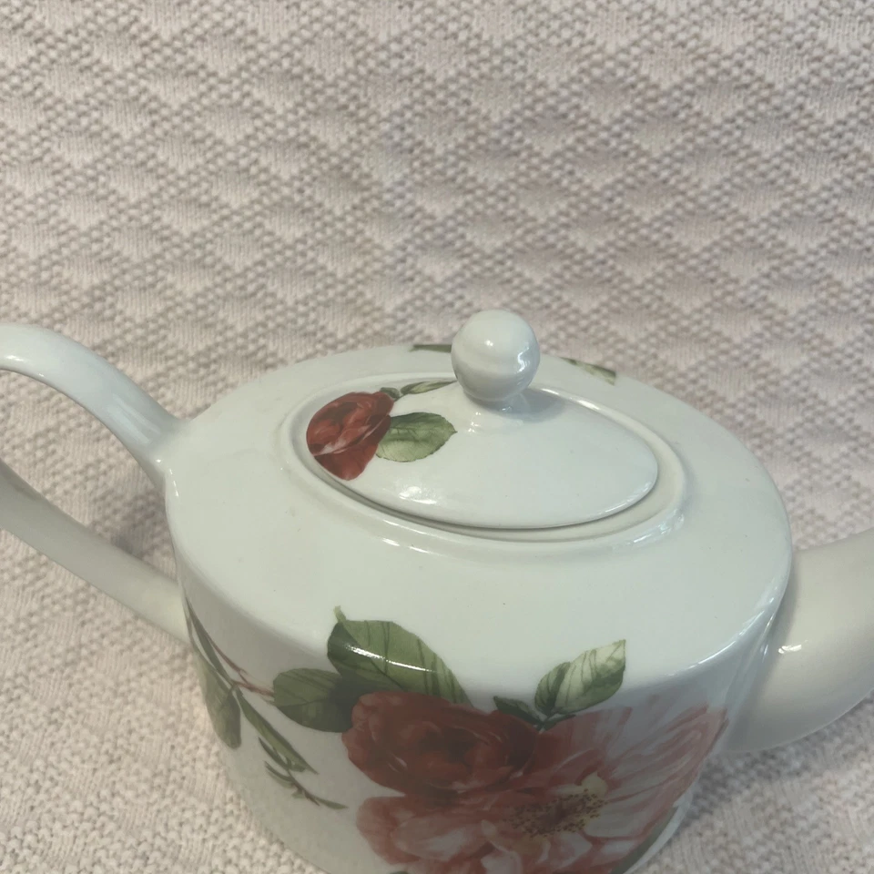 222 Fifth Mirelle Spring Porcelaine Floral Teapot - Image 4 of 4