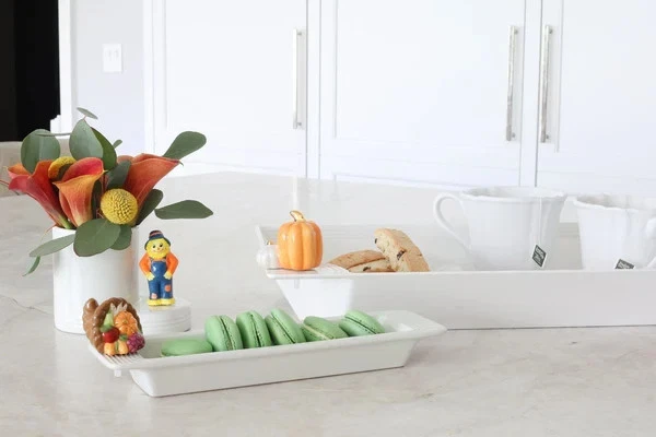 NORA FLEMING: BANDEJA PARA GALLETAS 11 3/4” “rayas” gres acanalado blanco CHINA Foto 2 de 2