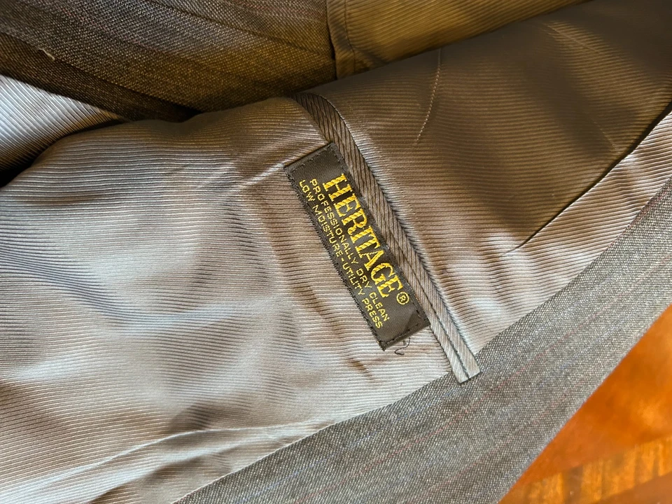 Traje y pantalón Hart Schaffner & Marx gris 2 botones 44R 38x30 pura lana virgen Foto 3 de 4