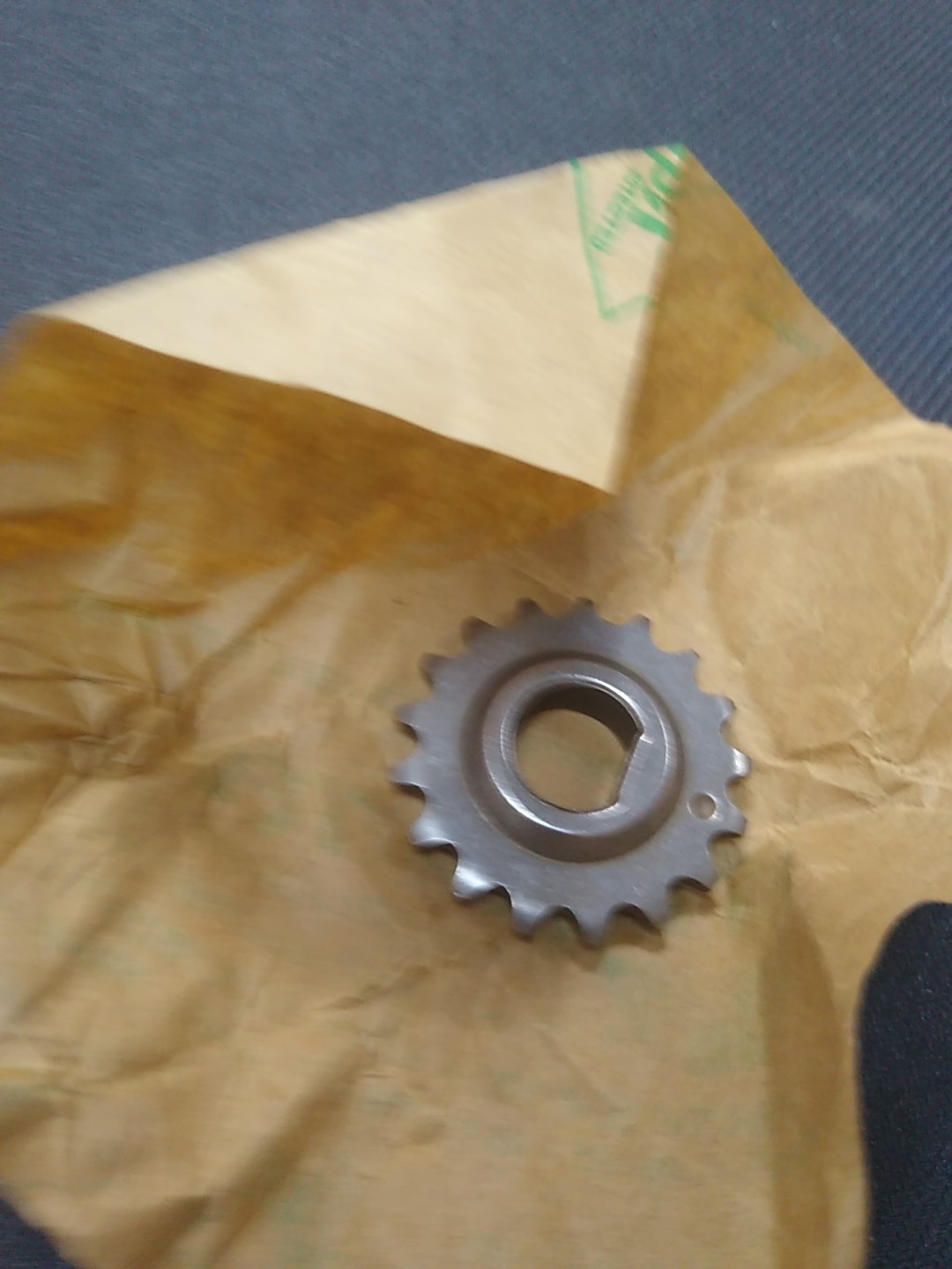 HARLEY-DAVIDSON NEW CRANKSHAFT 17 TOOTH SPROCKET FOR THE CAM CHAIN