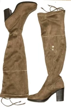 Women Size 8 Knee High Boots - Pre-Owned - Good Condition - see notes for specs