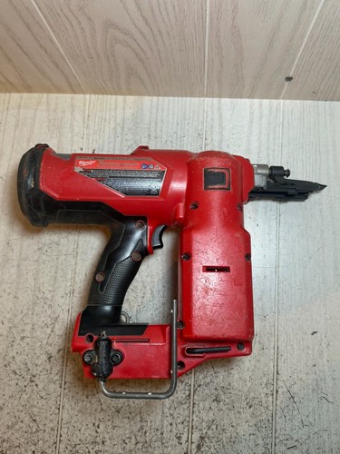 Milwaukee M18 FUEL 30 Degree Framing Nailer - Red (2745-20)
