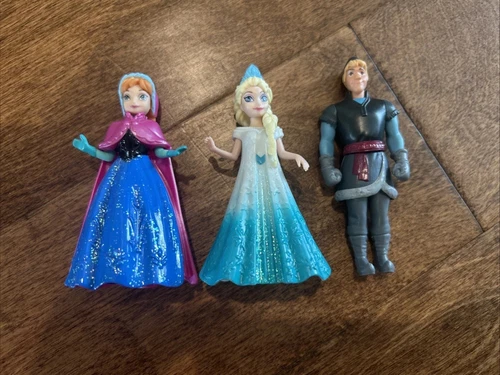 Disney Princess Frozen Elsa , Anna Kristoff Dolls Magiclip Magi clip Dress