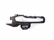 Mercedes-Benz GLA W156 2015 Rechts T&uuml;rgriff T&uuml;r&ouml;ffner hinten A2047601634 