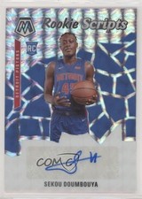 2019-20 Panini Mosaic Rookie Scripts Sekou Doumbouya #RS-SKD Auto fm0
