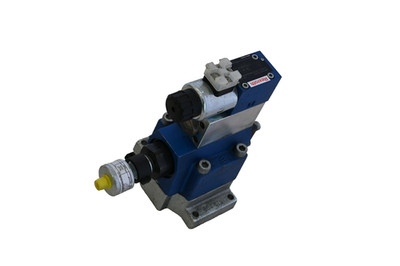 Bosch Rexroth R901419817 SL20 PB3-45 Hydraulikventil 24V mit Pilot & Sensor