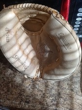 Spalding Signature Series 42-7639 Catchers Mitt Glove Righty Throw Pro Model