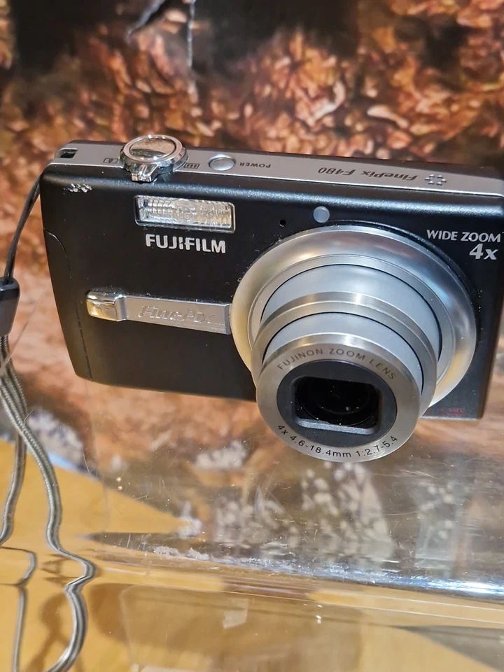Fujifilm Digital Camera FinePix F480 8.2MP Black Tested Fully Working, photo 3 of 5