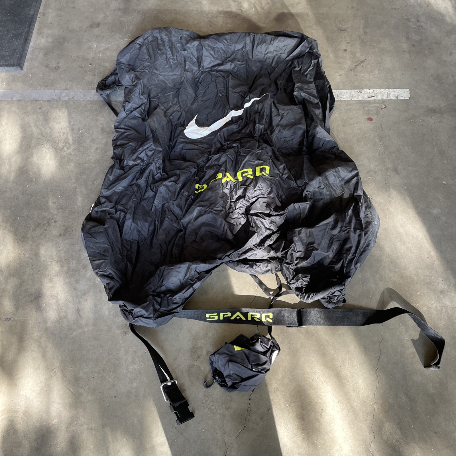 Nike Sparq Resistance Training Parachute Exercise Fitness Equipment