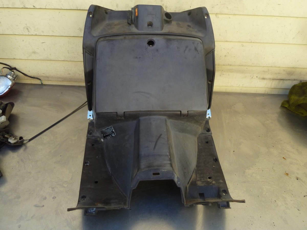 Knee panel with glove box door Elite 250 Honda 85-88 CH250 Honda
