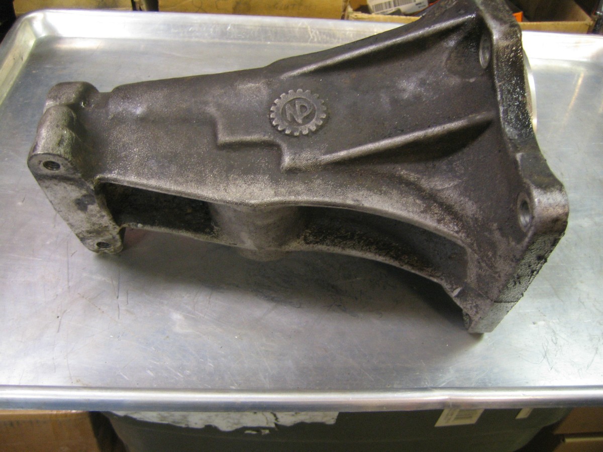 NP 833 Tailhousing NP440 A833 Transmission G10 VAN MY6 Chevy GMC