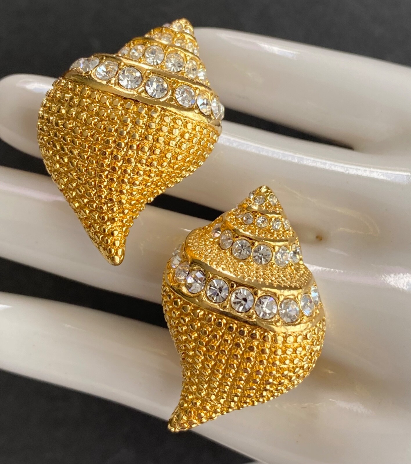 Earrings Sea Shell KJL Kenneth Lane Vintage - image 4