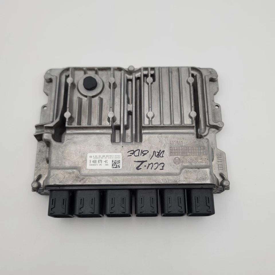 Unidad de módulo de control ECU del motor BMW M5 M8 F90 F91 F92 F93 2018 - 2023 OEM Foto 3 de 4