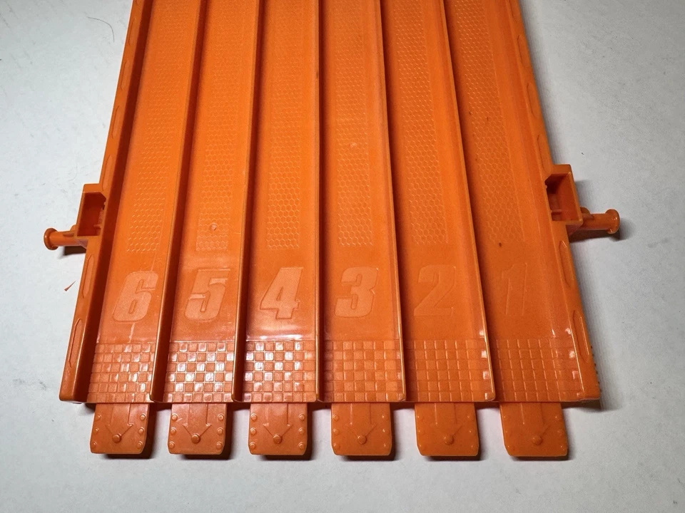 Hot Wheels Super 6-lane Raceway Lower + Finish Section- Bottom- End - Image 3 of 4
