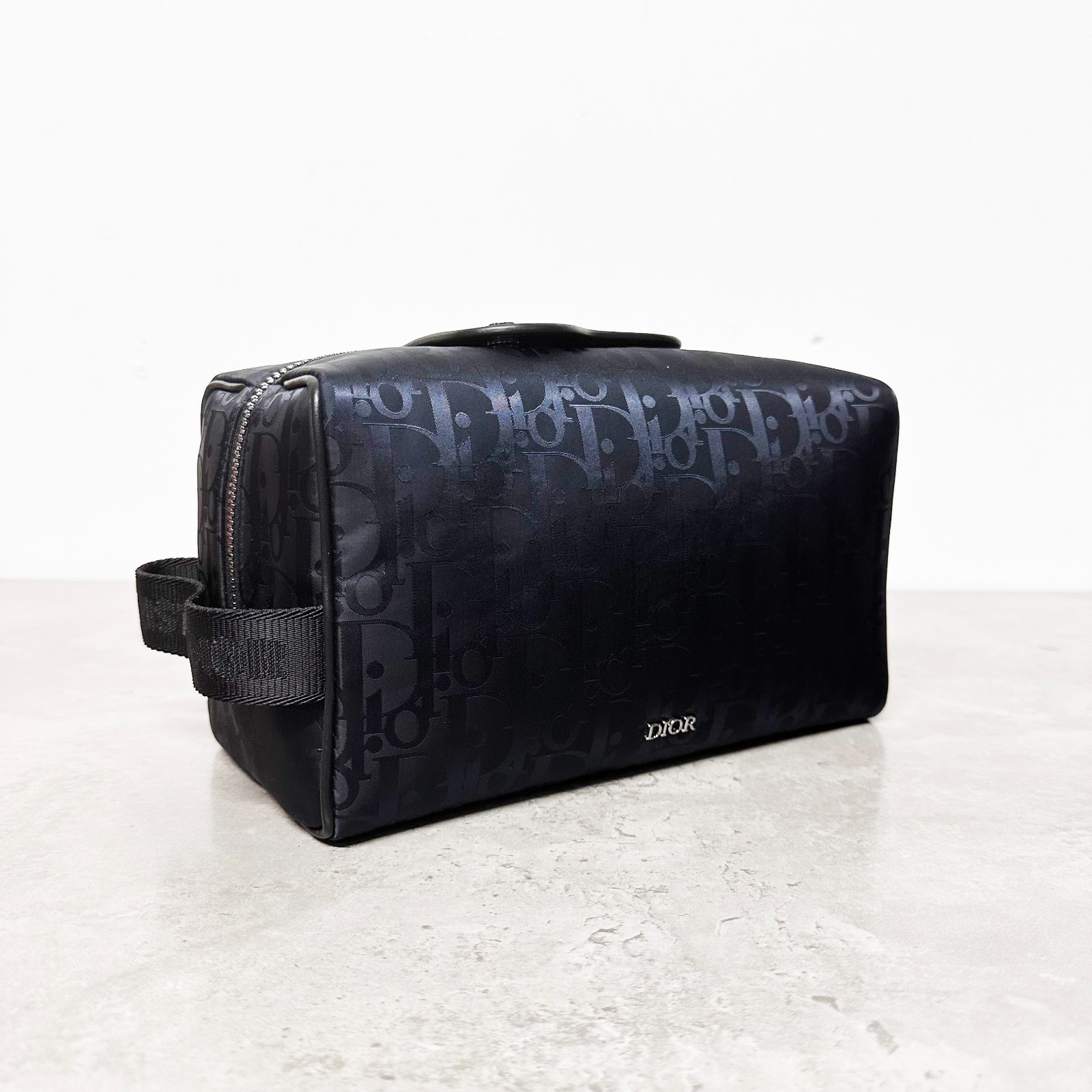 100percent AUTHENTIC CHRISTIAN DIOR TOILETRY CD WASH BAG MENS MESSENGER image 10
