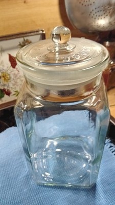 Altes Maggi  Glas- mit Schrift im Glas