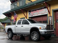 2005 Dodge Ram 2500 4WD Crew Cab 149" Laramie