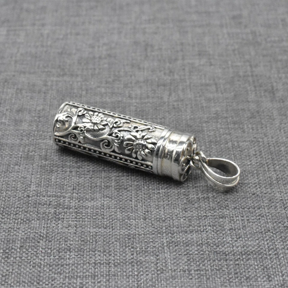 Pingente medalhão cilindro flor prata esterlina 925 desejo memória caixa de oração floral - Imagem 3 de 4