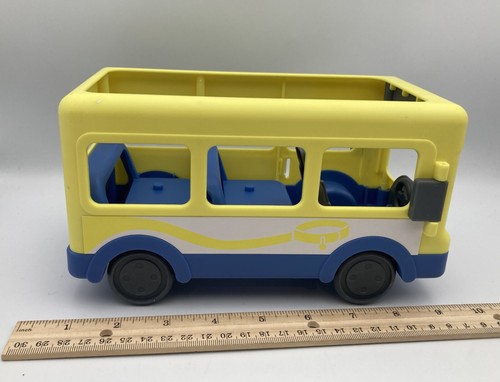 Bluey Bluey's School Adventure Bus Vehicle Only Ludo Studio Toy Beach Dump Creek - Picture 6 of 7