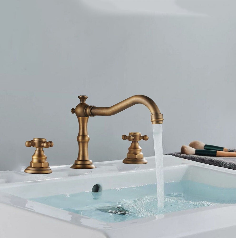 Antique Brass 3 Holes Bathroom Basin Mixer Cross Handle Widespread Faucet 8an026