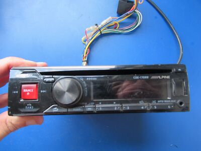        Alpine CDE-170RR Autoradio MP3 USB 