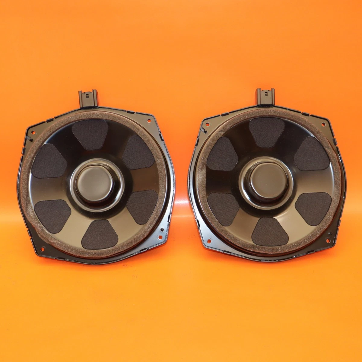 Ensemble Subwoofer Et Amplificateur D'Occasion Authentique Land Rover - Réf. AMR3455