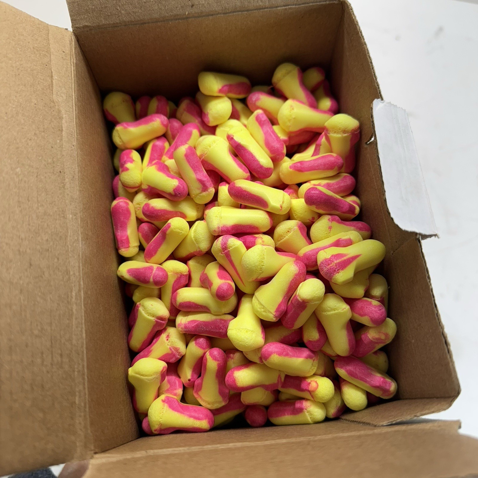 Howard Leight LL-1-D Laser Lite Uncorded Disposable Earplugs (500 PAIRS)