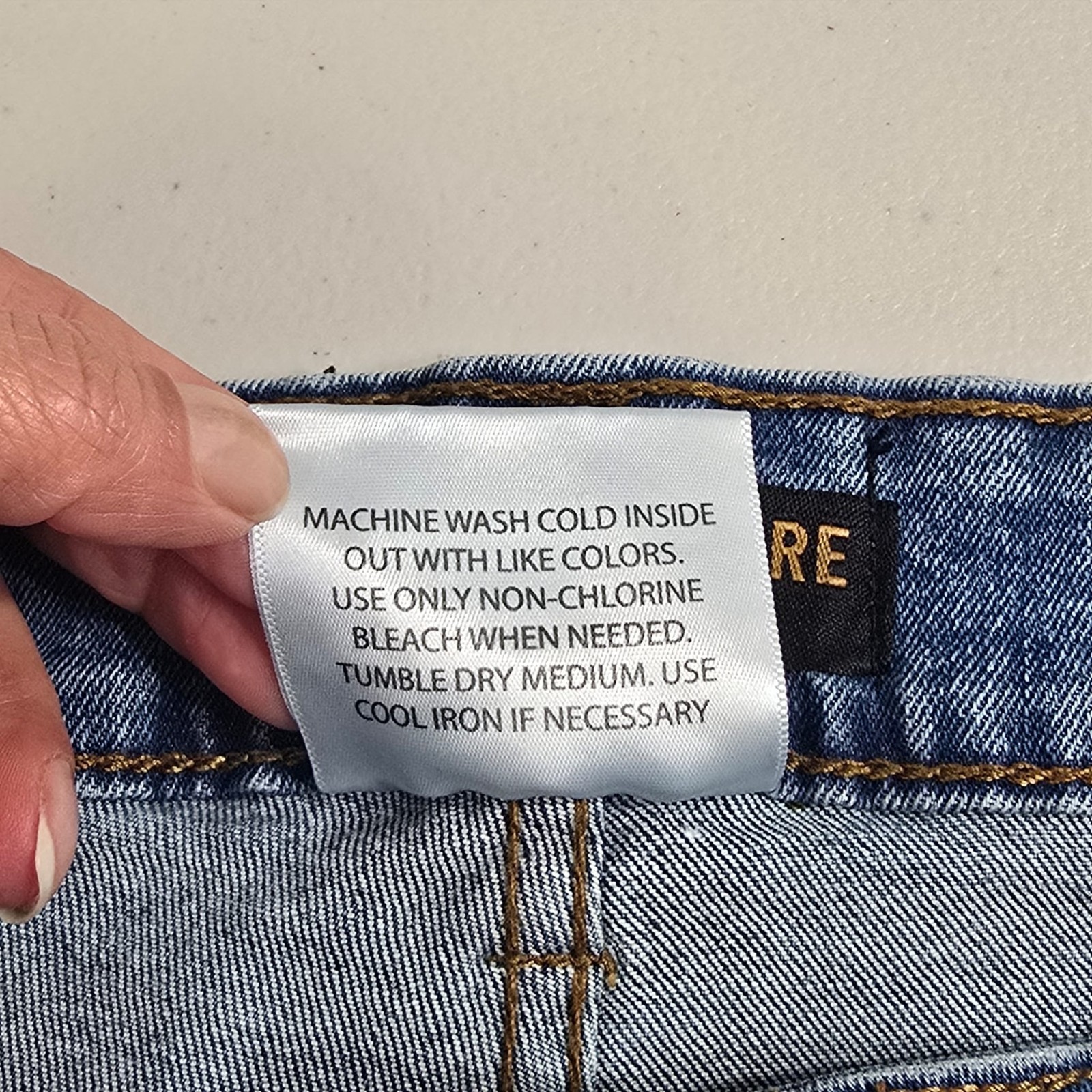 Ring of Fire  Straight  Taper Jeans Mens 33x30 Light Wash Blue Distressed Denim