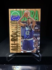 1994-95 Fleer Ultra - All-Rookie Donyell Marshall #6 (RC). 1a