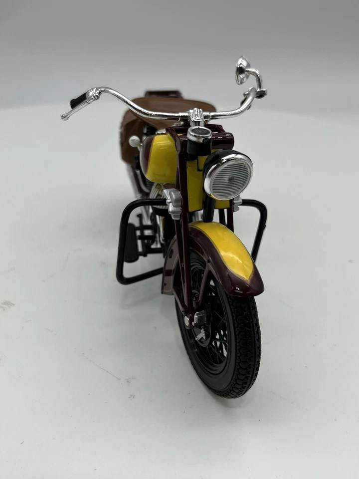 Newray 1:12 Scale Indian Sport Scout 1934 Model Toy  - Image 2 of 4