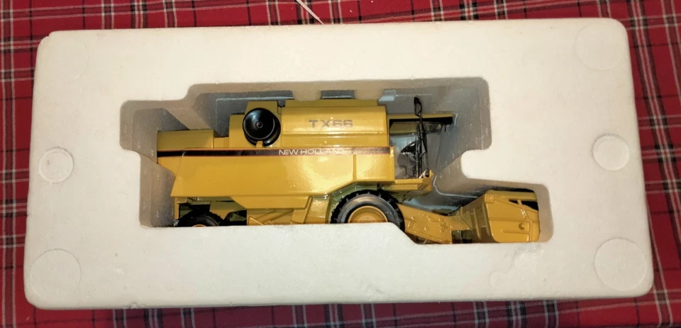 New Holland TX 66 Ros mietitrebbia 1/32 x pz ricambi - Immagine 3 di 4