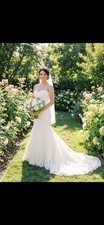 Wedding gown Stella York. NWT. Never worn. Size 2 Trumpet Style 860ATKA