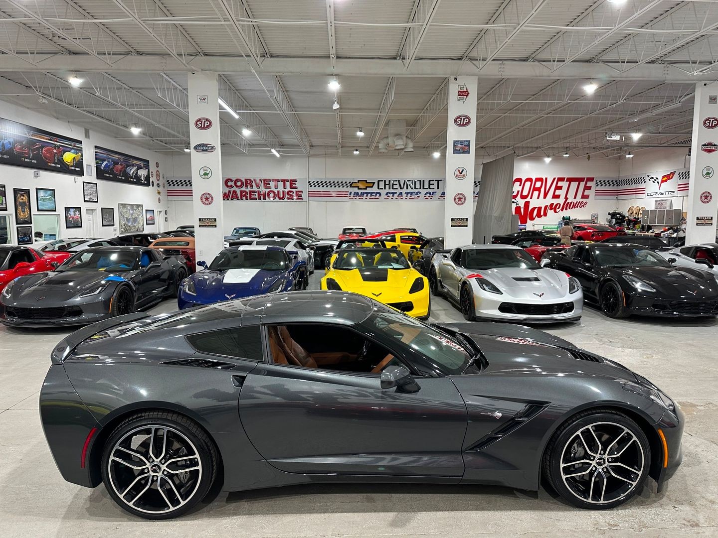 2018 [G7Q] Watkins Glen Gray Metallic Chevrolet Corvette   | C7 Corvette Photo 6