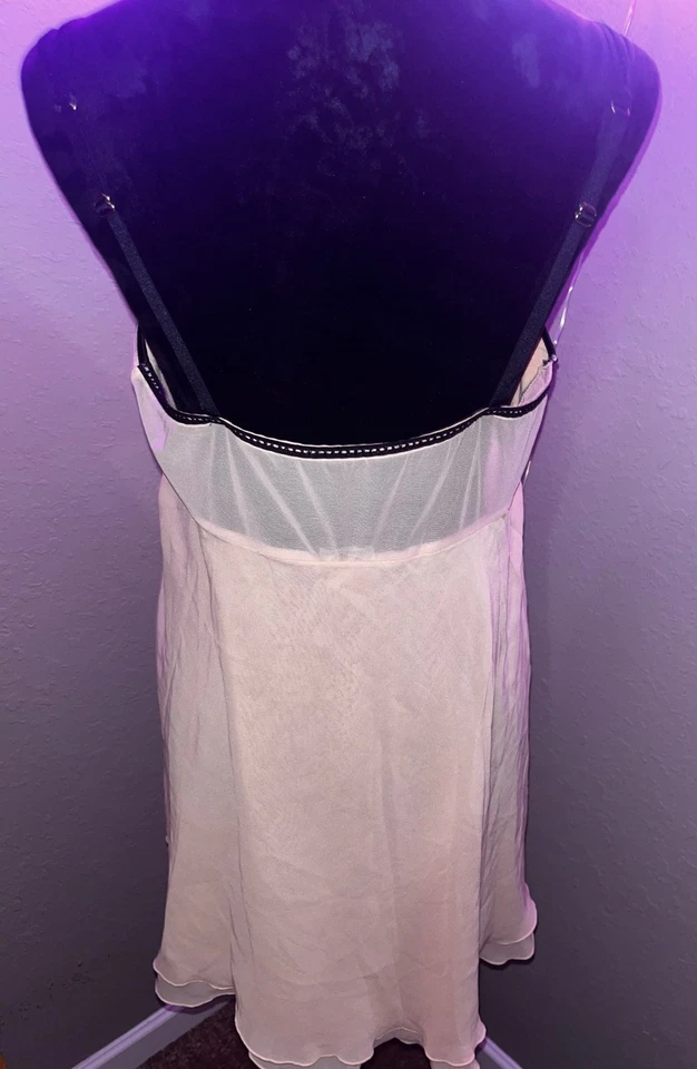 Babydoll Soma Intimates de malla en capas melocotón/rosa con detalles de bordado floral L Usado en Excelente Condición Foto 4 de 4