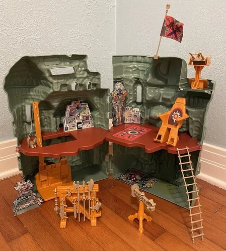 Vintage Mattel Castle Grayskull Complete 1982 Action Figure Playset