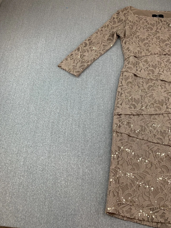 Vestido Ronni Nicole Encaje En Niveles Lentejuelas Talla 4 Taupe Formal Boda Madre de la Novia Foto 4 de 4