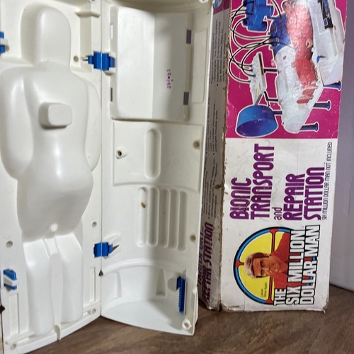 1975 KENNER SIX MILLION DOLLAR MAN Bionic Transport Repair Station For Parts - Picture 6 of 9