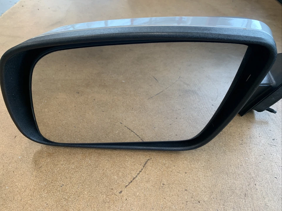 Espejo retrovisor lateral izquierdo Ford Fiving Hunterent 2005-2007 plateado fabricante de equipos originales Foto 3 de 4