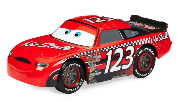disney cars pull n race