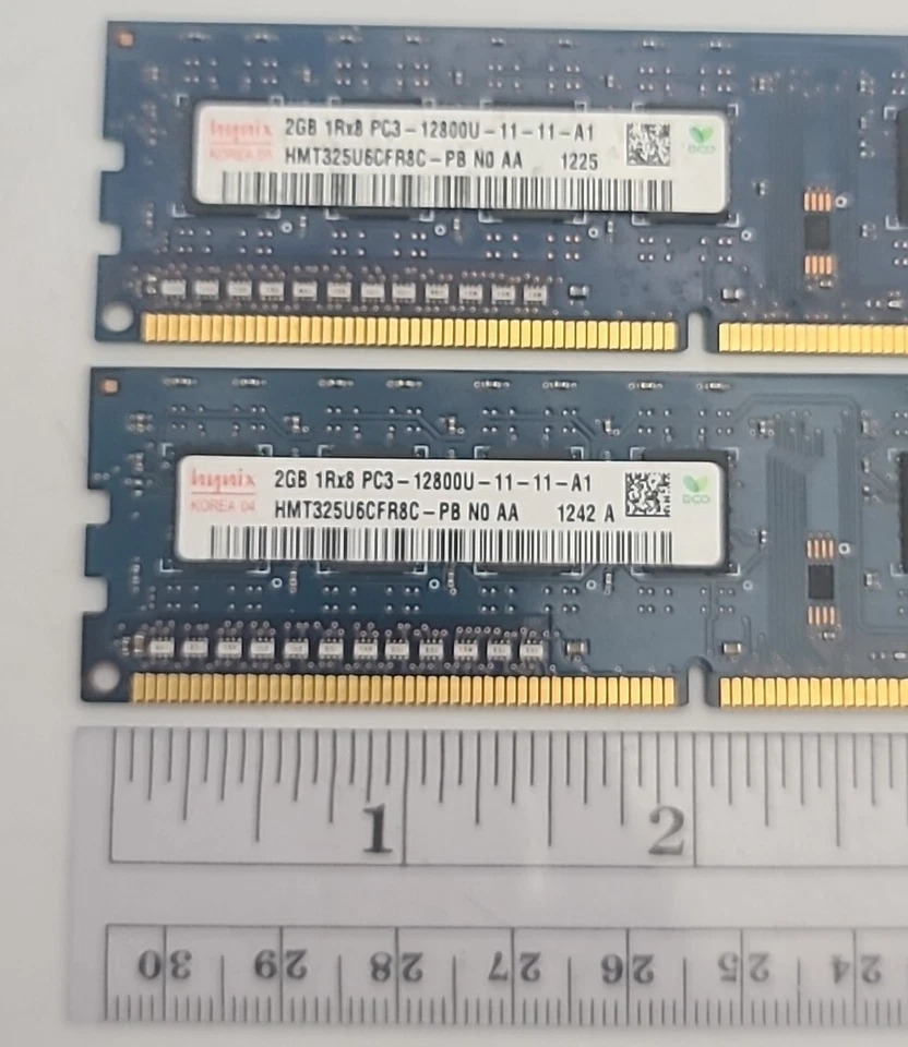 Hynix 4GB (2GB X 2) DIMM 1600 MHz DDR3 Memory (HMT325U6CFR8C-H9) 12800U 11-11-A1 - Image 4 of 4