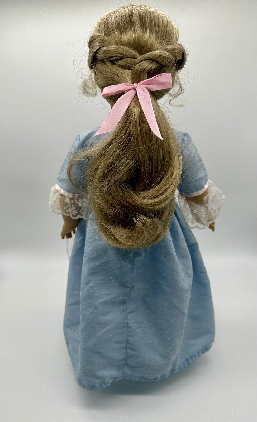 American Girl Doll Elizabeth Cole Historical w/ Meet Outfit And Tea Lesson Dress