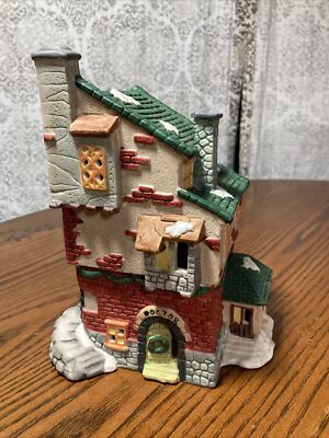 Dickens Collectables Towne Series Lighted Doctor Office Porcelain 1994