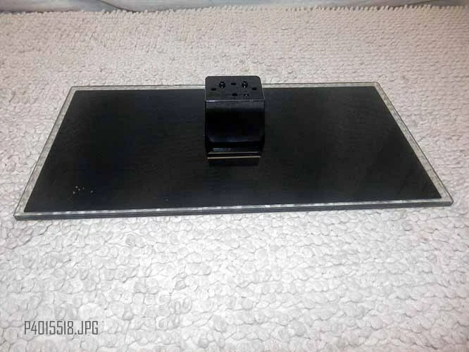 SOPORTE TV RCA LED32C45RQ USADO CON TORNILLOS Foto 2 de 2