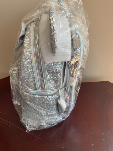 Disney Parks Holo Minnie Mouse LASR-X Loungefly NWT - Picture 2 of 4