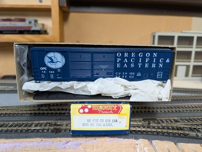 RH MDC ROUNDHOUSE 50' FMC OFFSETT DD BOXCAR OP&E OREGON PACIFIC & EASTERN #15134