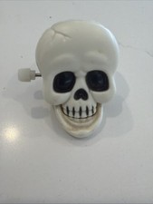 Vintage White Knob Wind-up Skull Pin Lapel Svengoolie Halloween Oddity Mccabe