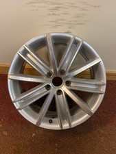 1x Genuine Volkswagen VW Tiguan 5N 18” Alloy Wheel Rim 7Jx18 5N0601025AF