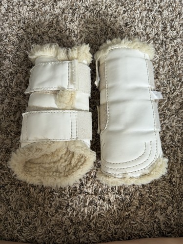 Medium White Patent Fleece Brushing Boots Set of 2