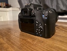 Canon 800D DSLR Camera + 18-55mm Lens plus  accessories - Excellent Condition