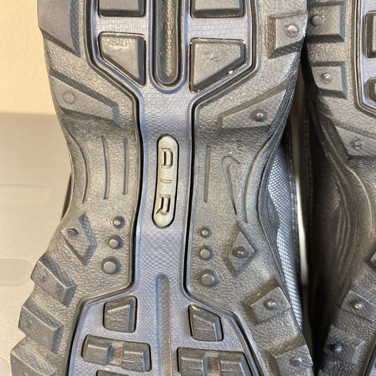 Nike Air ACG Storm Shield Zip Up Shoes Trail Sneakers Vintage Mens Size 10.5 VINTAGE NIKE ACG STORM SHIELD TRAIL RUNNING NEW DEADSTOCK  main image 3